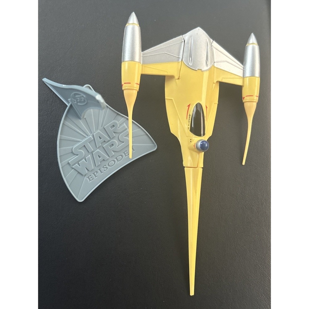 Vintage 1999 Estes Star Wars Naboo Starfighter Rocket - BROKEN STAND / PARTS".